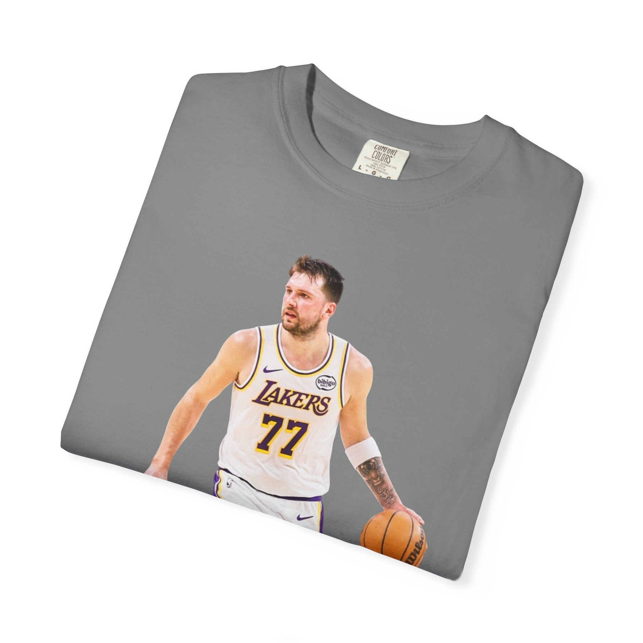 Luka Dončić T-Shirt — Player Action Graphic Tee