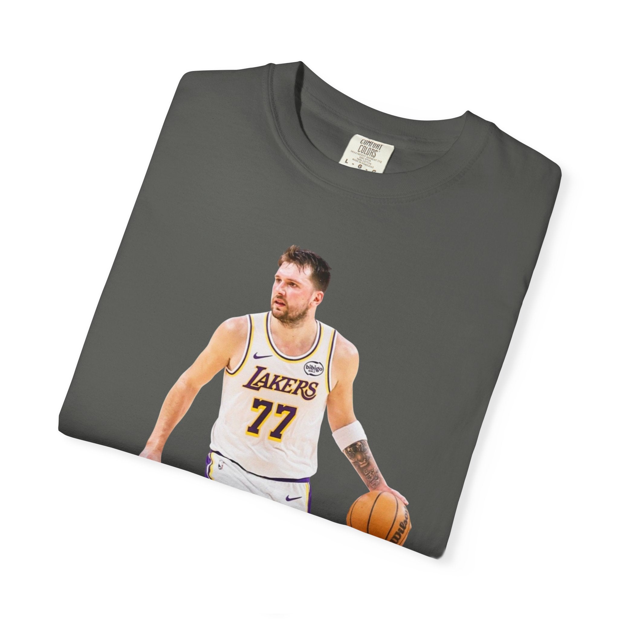 Luka Dončić T-Shirt — Player Action Graphic Tee